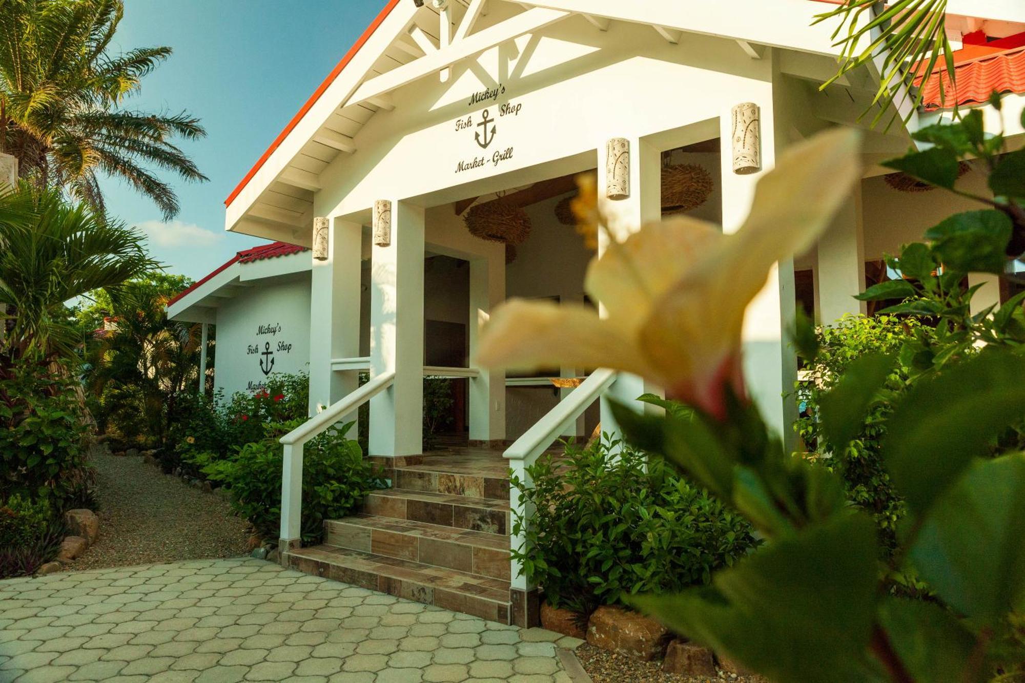 Ceiba Beach Resort Maya Beach Exterior photo